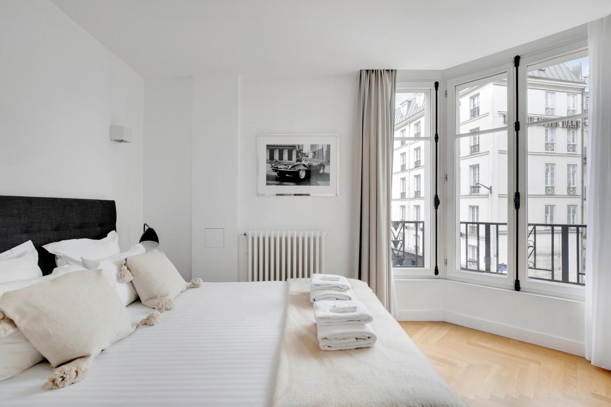 Pick A Flat'S Apartments In Saint Michel - Rue Du Sommerard Париж Екстер'єр фото