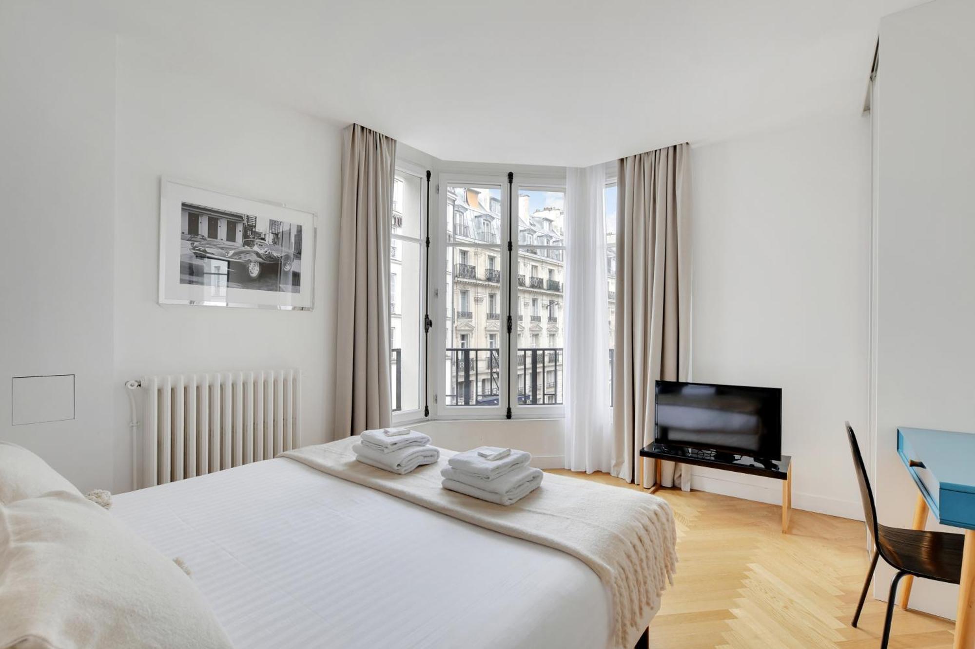 Pick A Flat'S Apartments In Saint Michel - Rue Du Sommerard Париж Екстер'єр фото